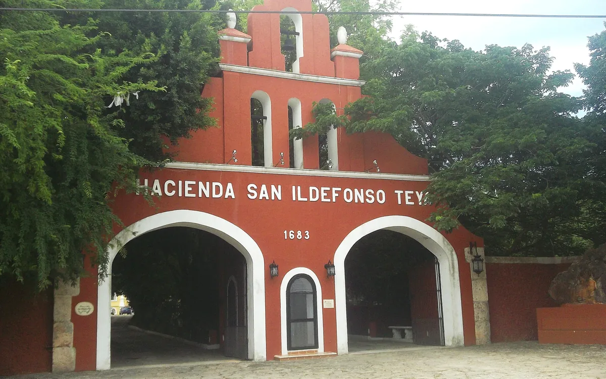 Arcos de entrada de la Hacienda San Ildefonso Teya